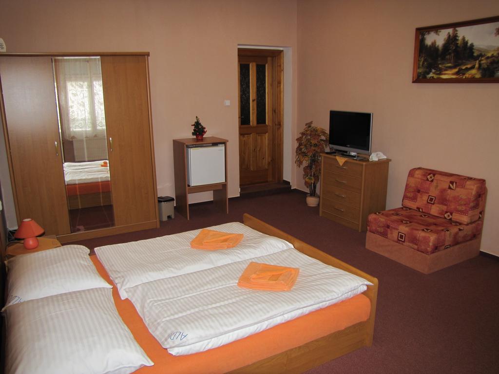 Penzion Aldo Karviná Habitación foto